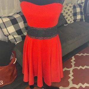 Red strapless dress size L
